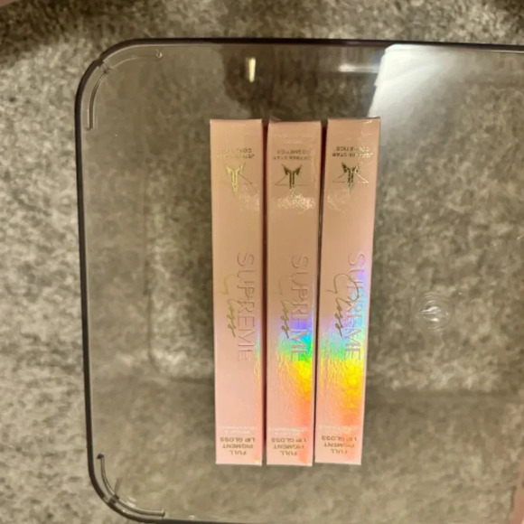 Mannequin Jeffree Star Supreme Gloss - 3 AVALIABLE - NWT - Pale Nude - Picture 10 of 15